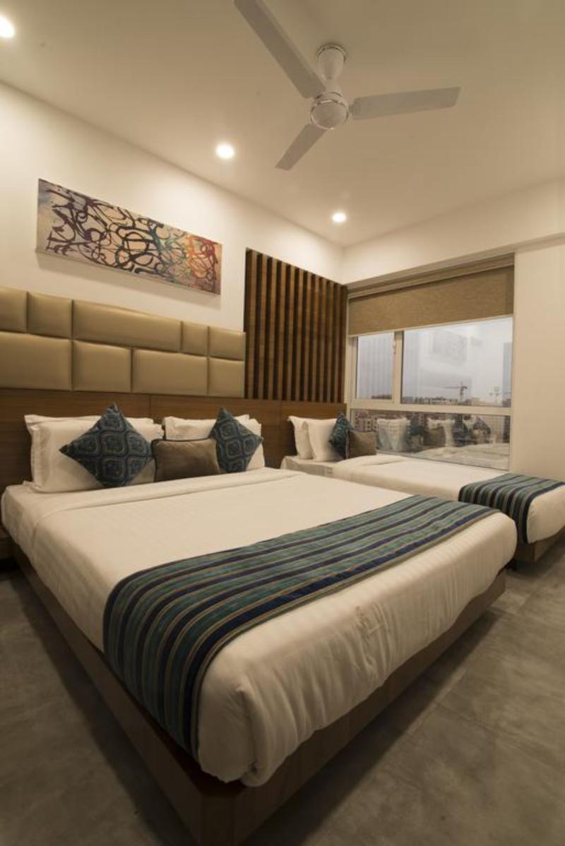 Hotel Wego Мумбаи Экстерьер фото