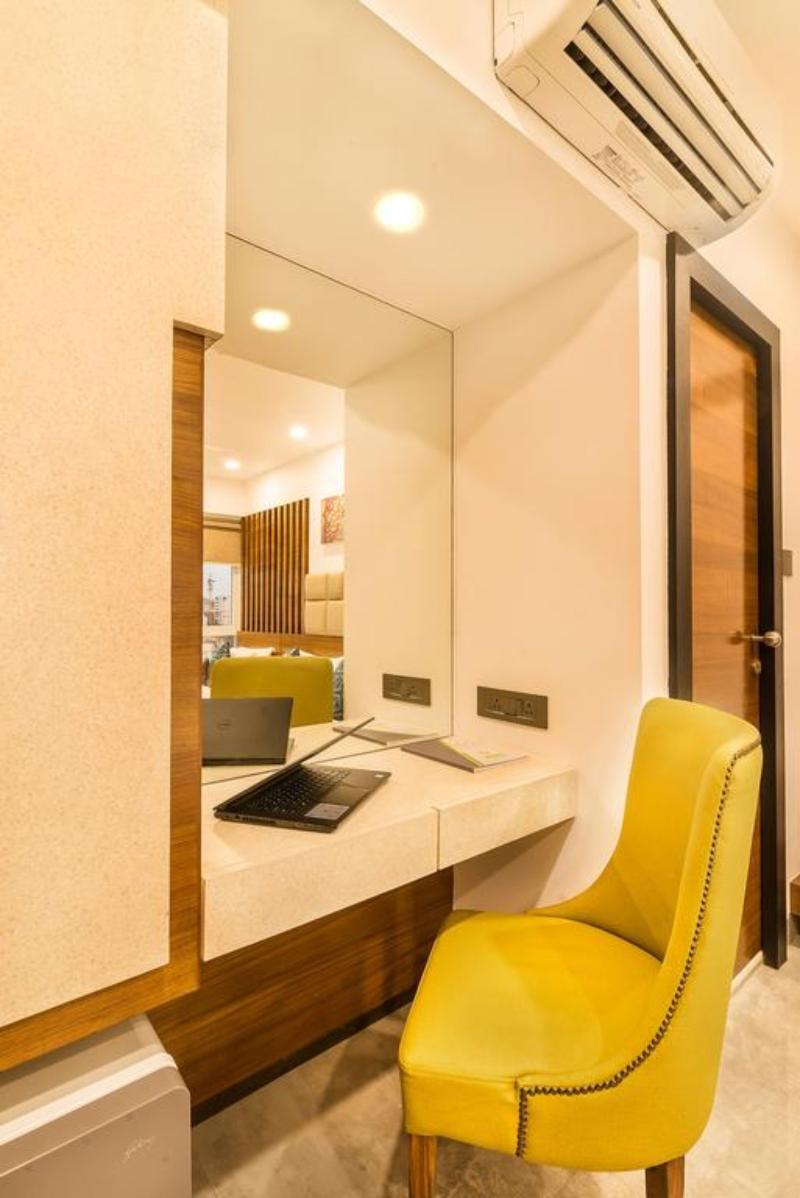 Hotel Wego Мумбаи Экстерьер фото