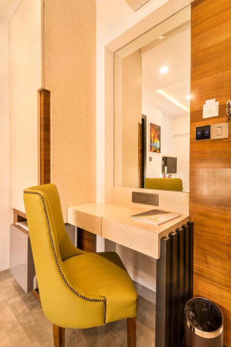 Hotel Wego Мумбаи Экстерьер фото